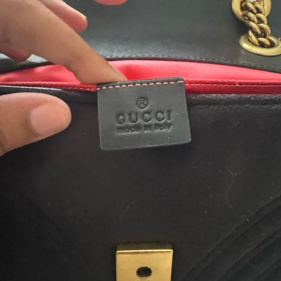 Gucci Marmont Purse in Black - Picture 3 of 4